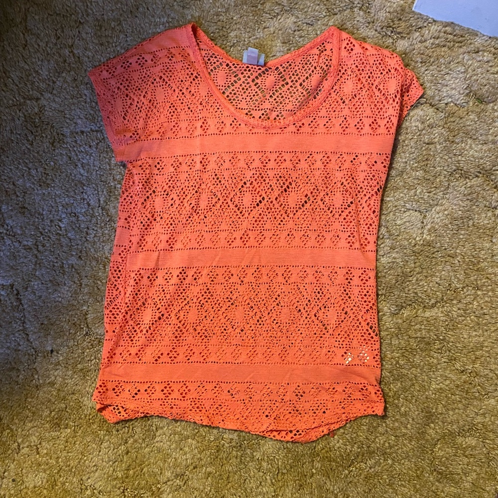 Lacy Salmon Top